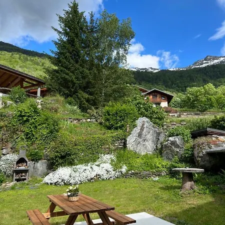 Le Rocher Apartment *