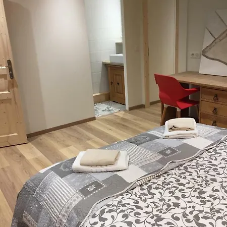 Le Rocher Apartment *